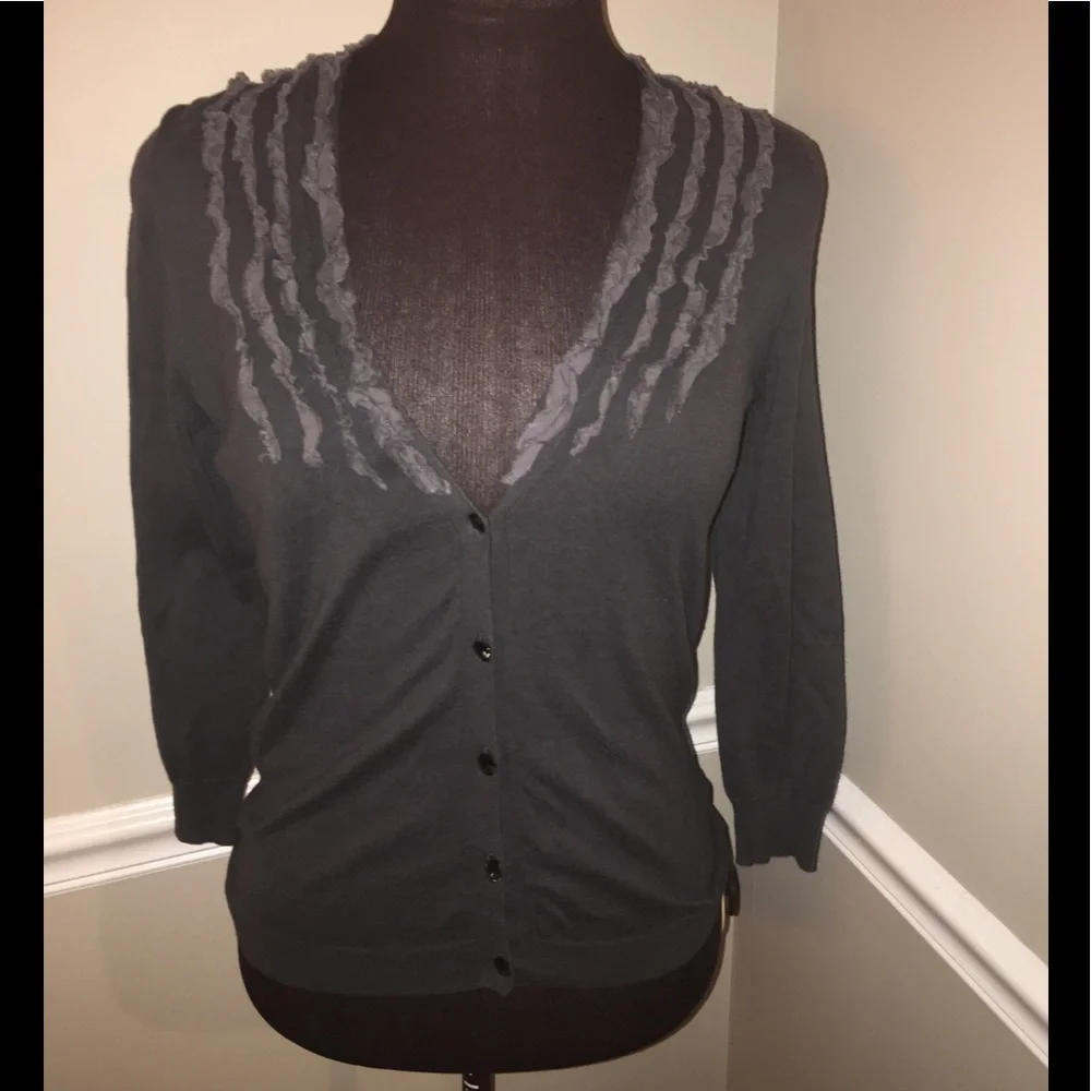 J Crew‎ women’s cardigan sweater size S ruffles